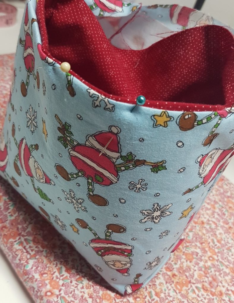 Easy Fabric Drawstring Gift Bag with a Gusset (Free Pattern) - MindyMakes